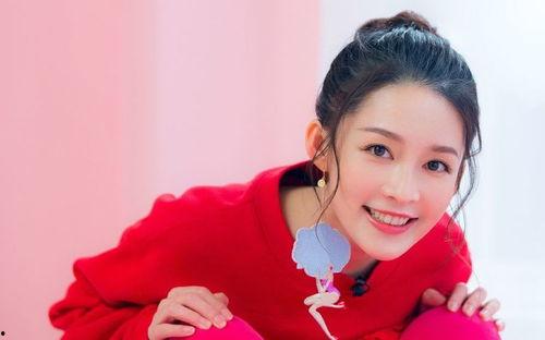 娱乐吃瓜贾玲,娱乐界的“吃瓜女王”,笑料百出的人生